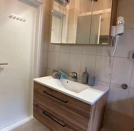 Piccolo Nido 로비니