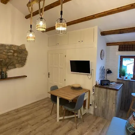 Piccolo Nido ロヴィニ